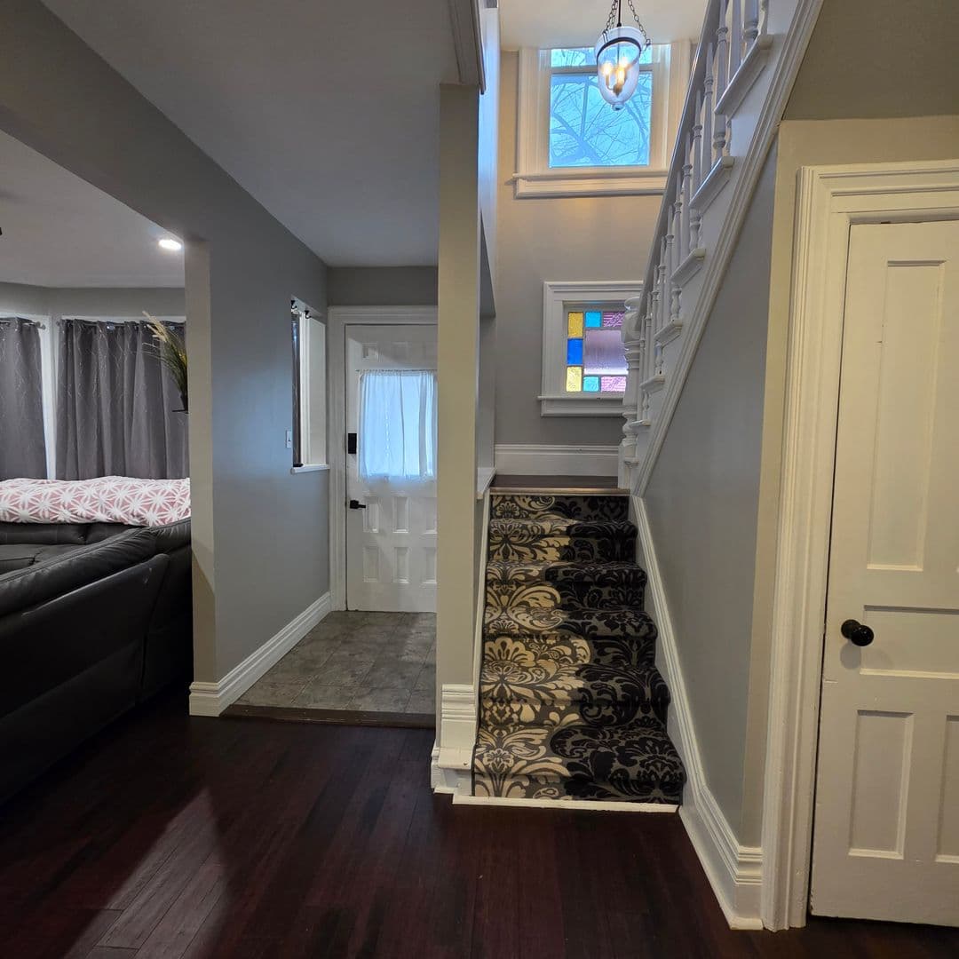 Tonawanda Apartment: 149 Adam Street