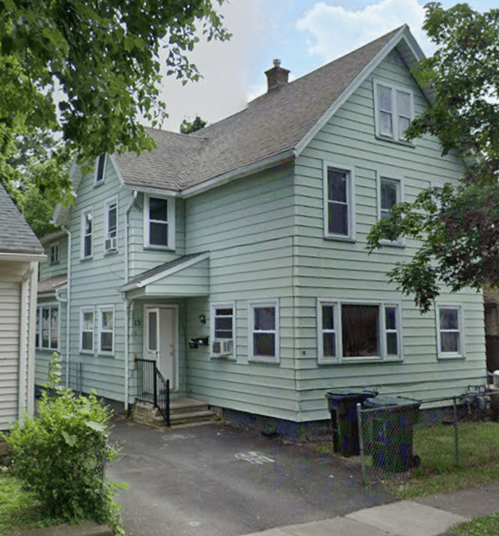 Rochester Apartment: 15 Lorenzo St Dn