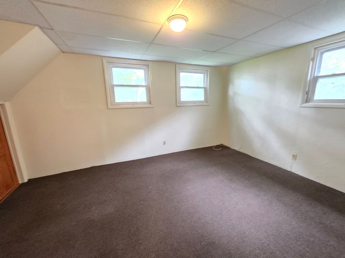 Rochester Apartment: 15 Lorenzo St Dn