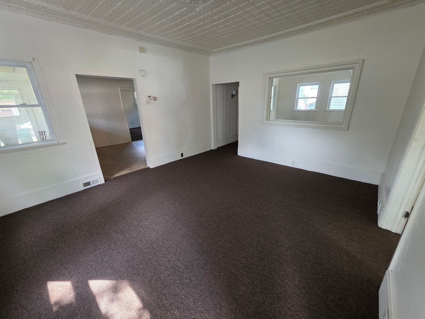 Rochester Apartment: 15 Lorenzo St Dn