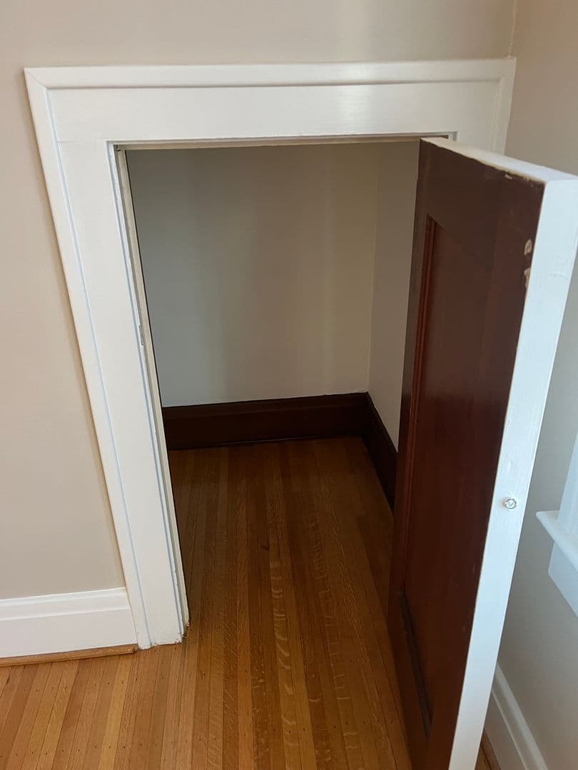 Rochester Apartment: 459 N Winton Rd (Lower Apt)