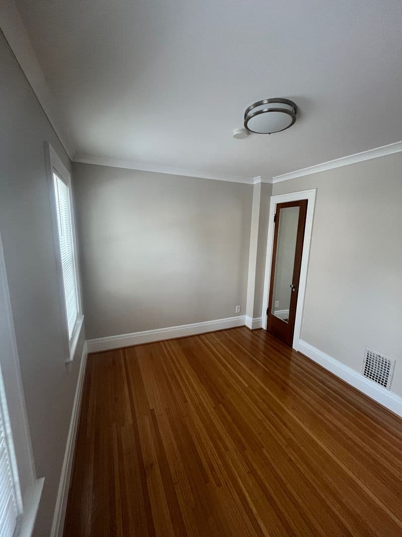Rochester Apartment: 459 N Winton Rd (Lower Apt)