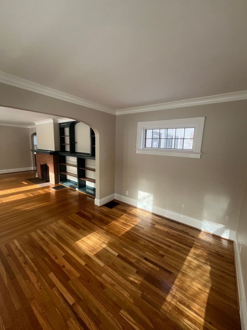 Rochester Apartment: 459 N Winton Rd (Lower Apt)