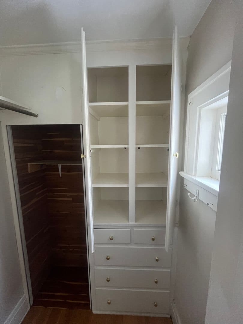 Rochester Apartment: 459 N Winton Rd (Lower Apt)