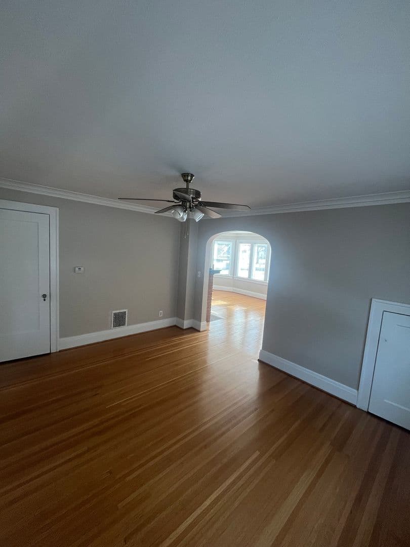 Rochester Apartment: 459 N Winton Rd (Lower Apt)