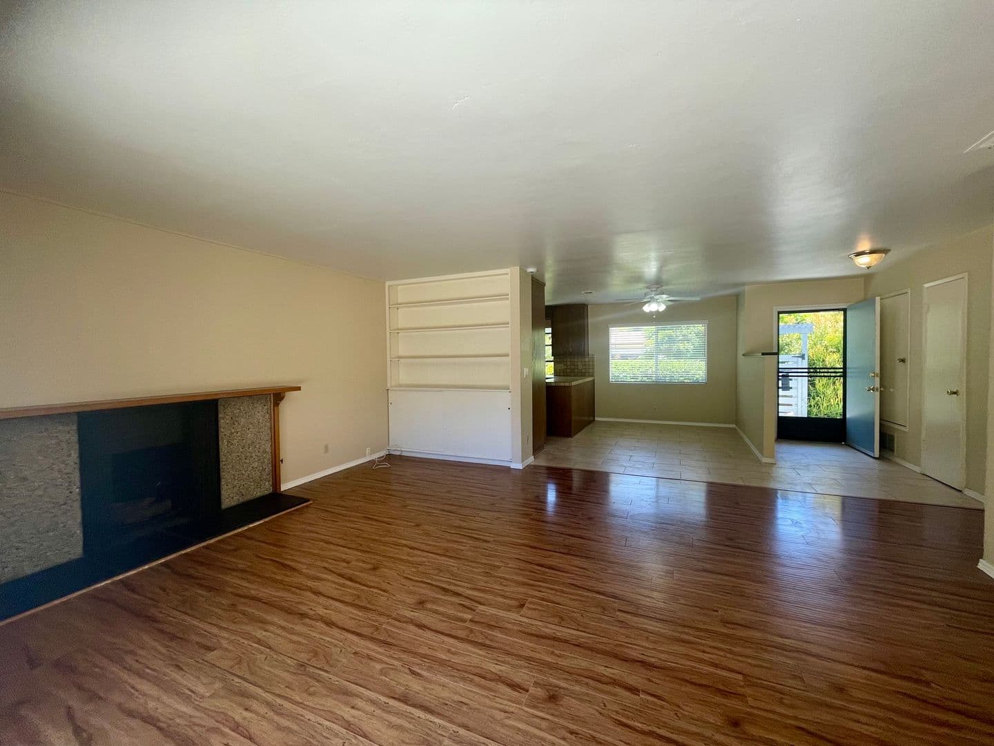 Santa Barbara House: 1061 Via Regina