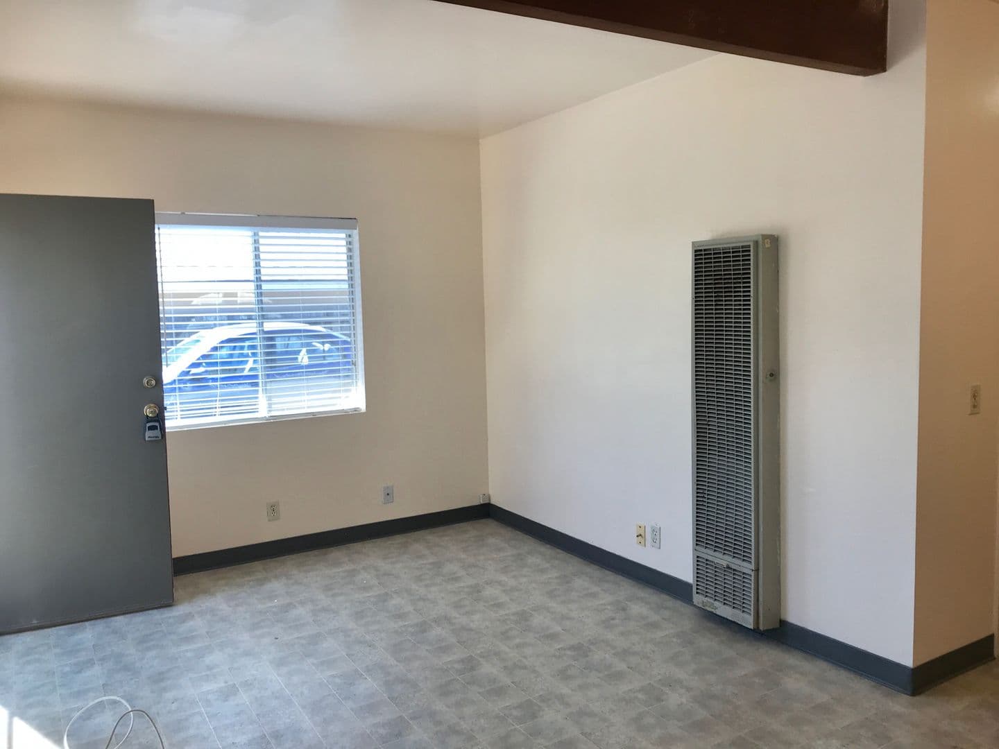 Goleta Condo: 27 1/2 Magnolia Ave.