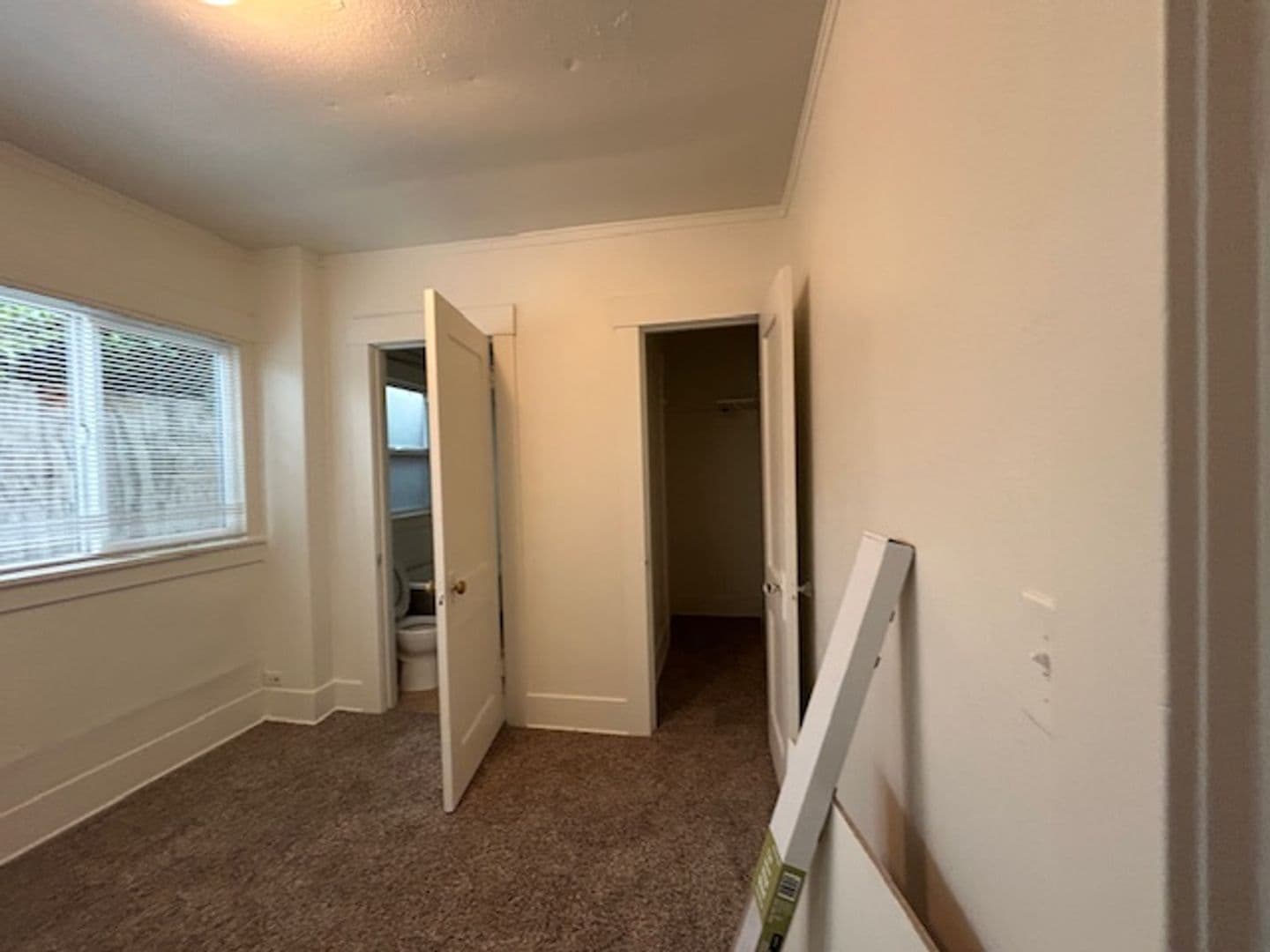 Santa Barbara Apartment: 1923 De La Vina Street