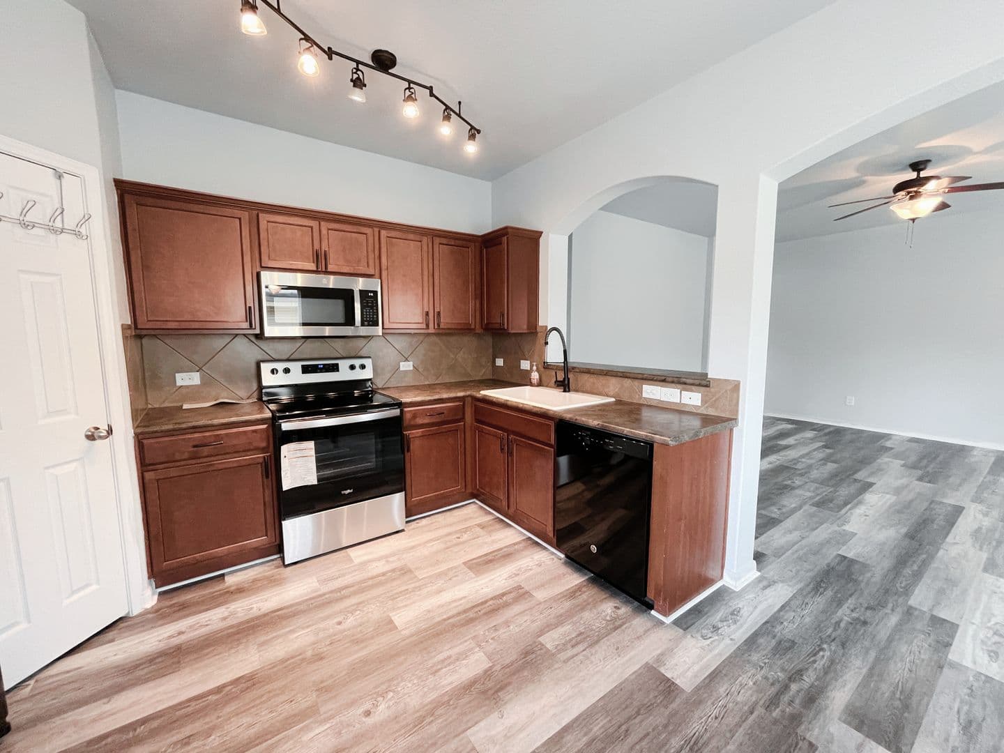 San Marcos House: 179 Valero Dr