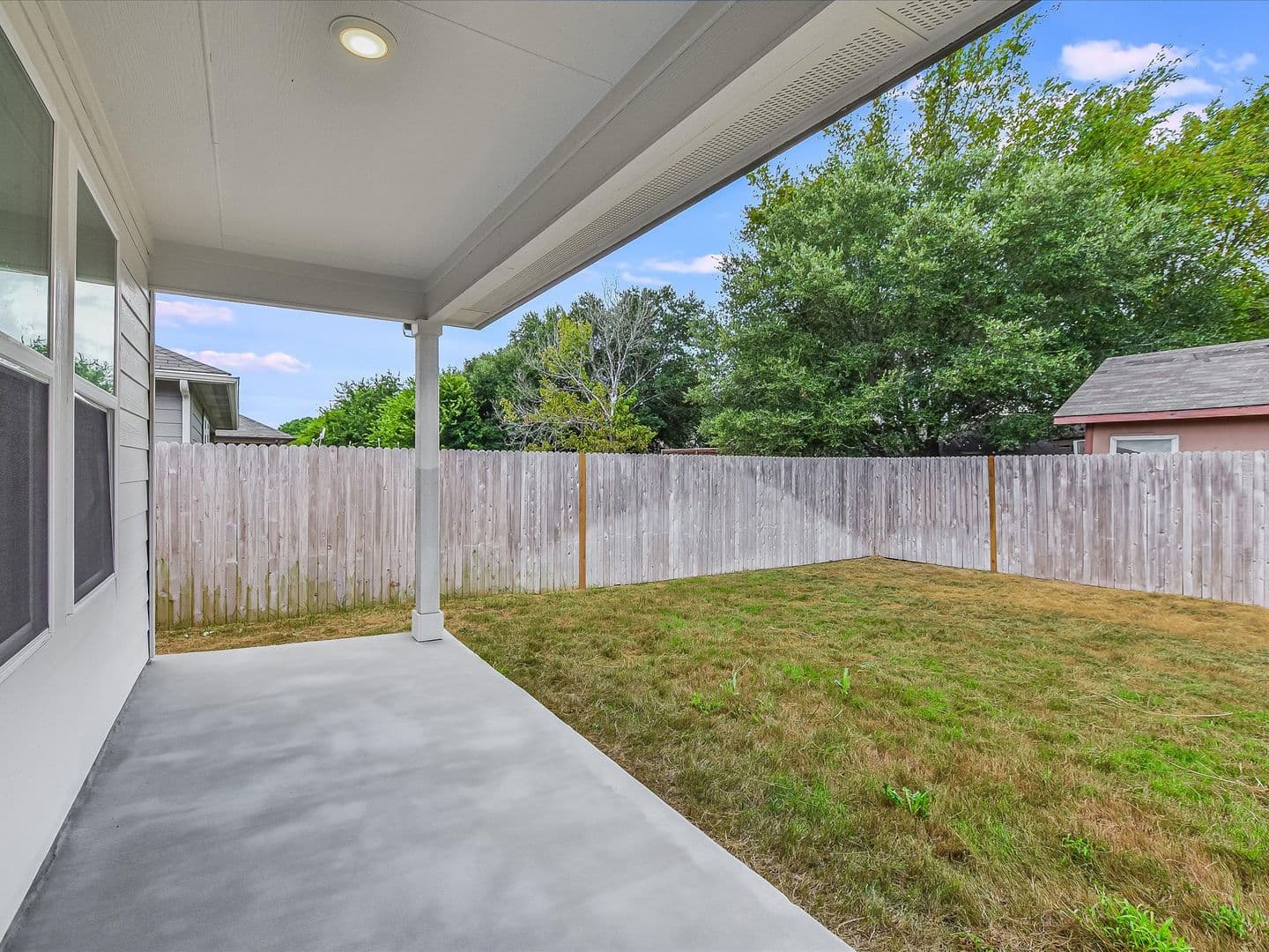 Lockhart House: 1305 Camden Lane