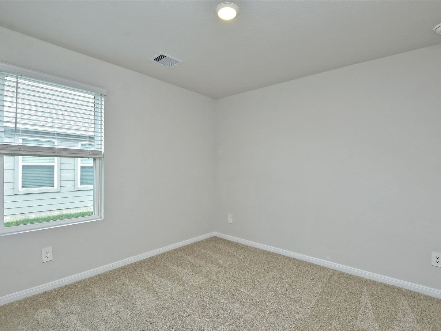Lockhart House: 1305 Camden Lane