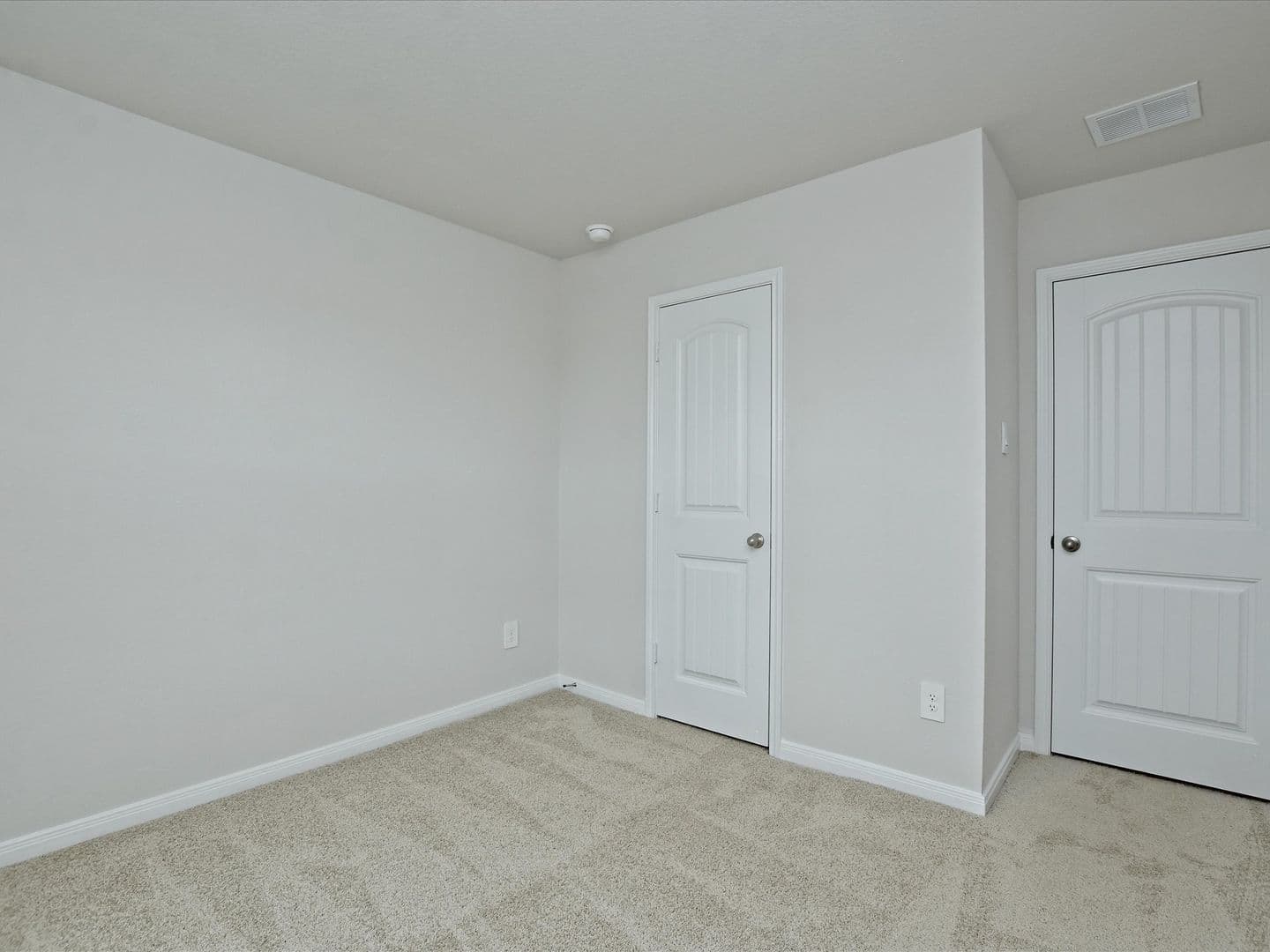 Lockhart House: 1305 Camden Lane