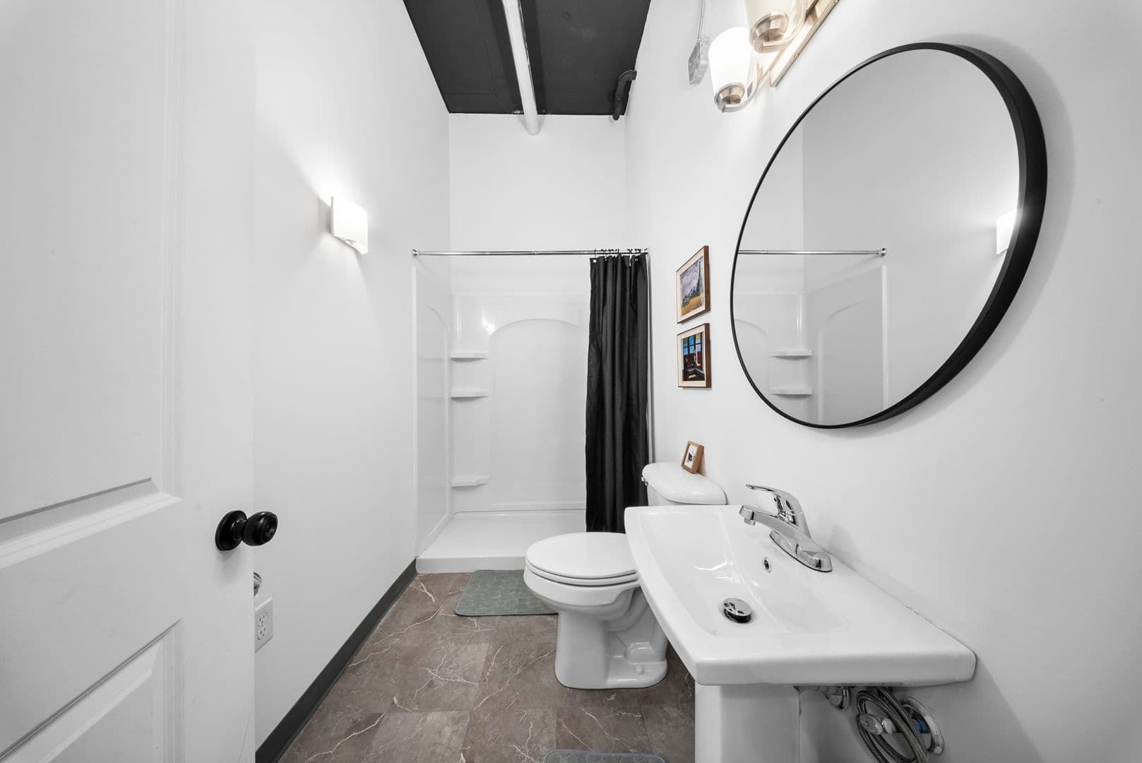 Louisville Apartment: 1031 Zorn Ave