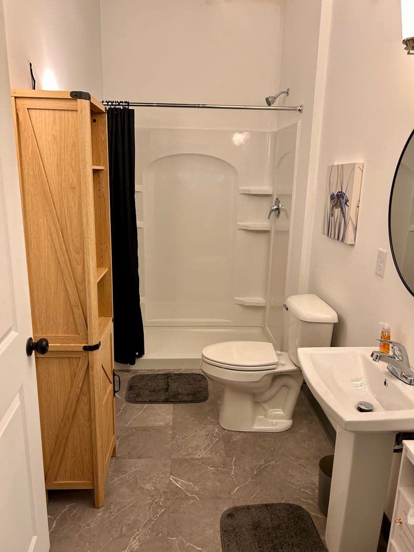 Louisville Apartment: 1031 Zorn Ave