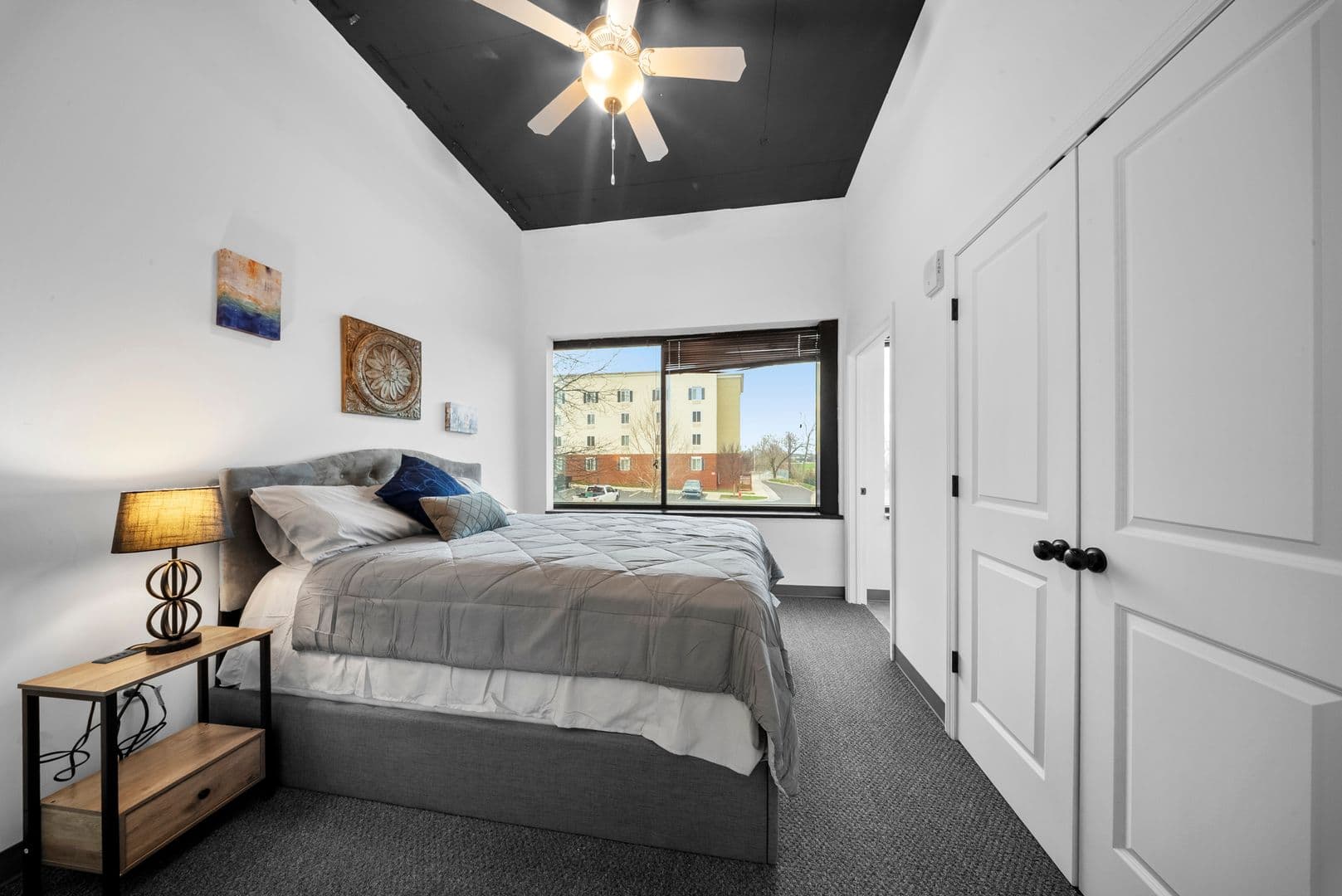 Louisville Apartment: 1031 Zorn Ave