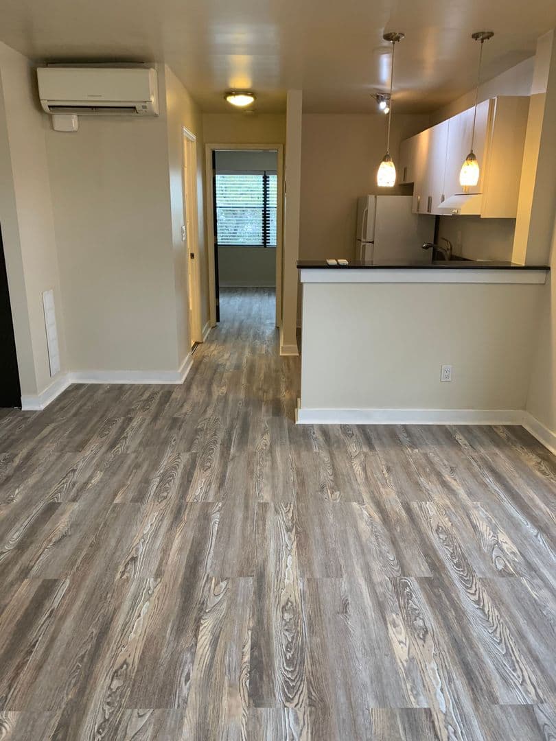 Louisville Apartment: Flats on Frankfort