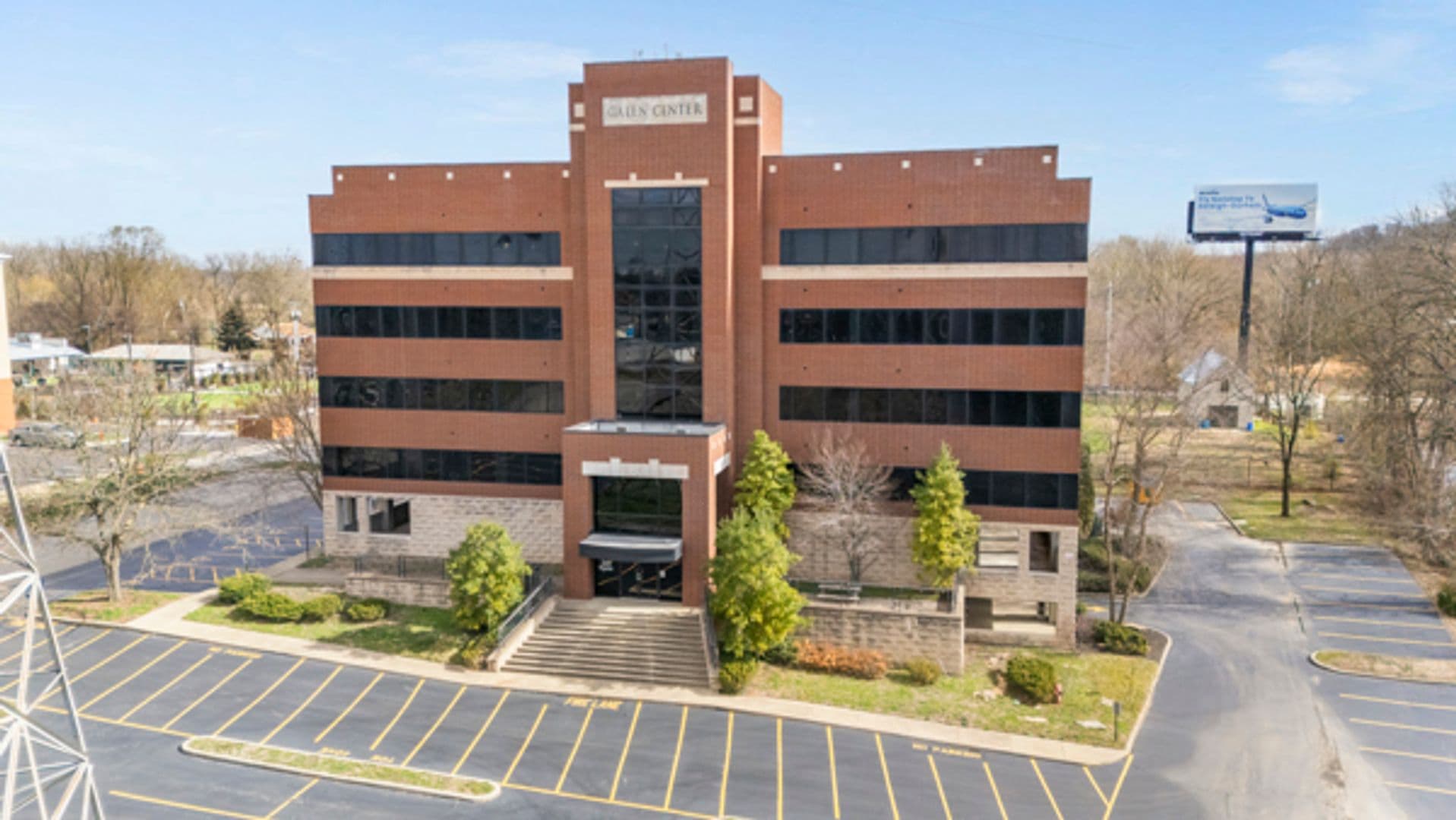 Louisville Apartment: 1031 Zorn Ave