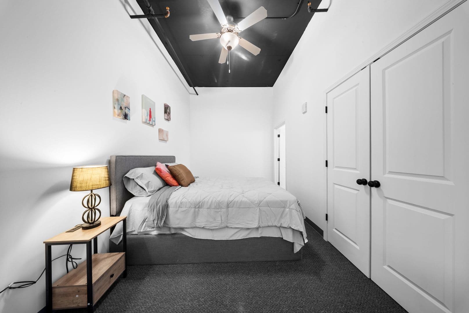 Louisville Apartment: 1031 Zorn Ave