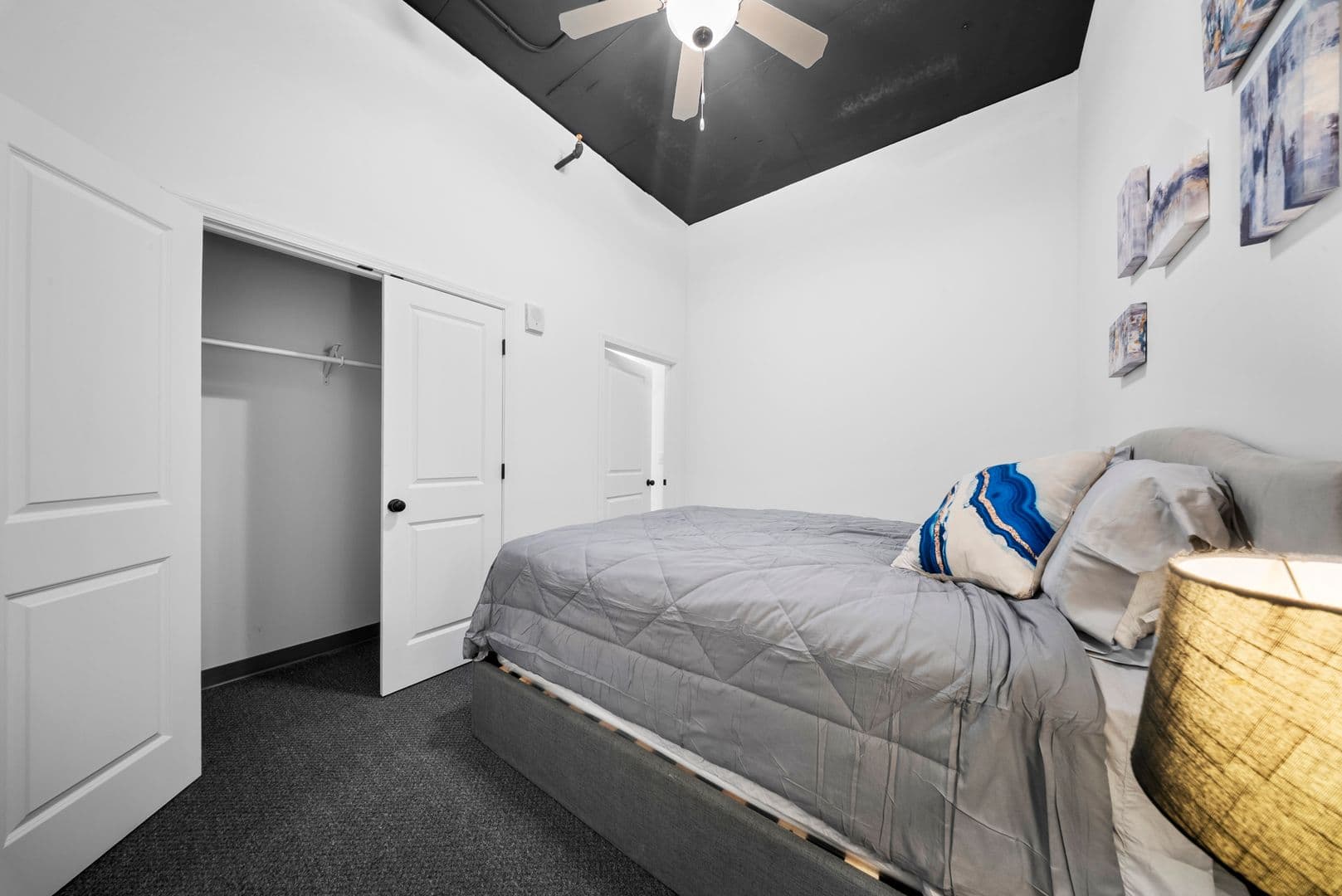 Louisville Apartment: 1031 Zorn Ave