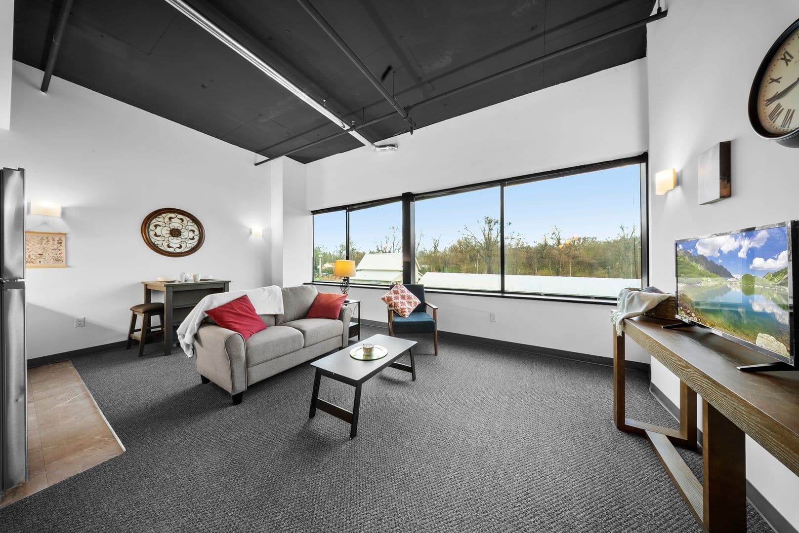 Louisville Apartment: 1031 Zorn Ave