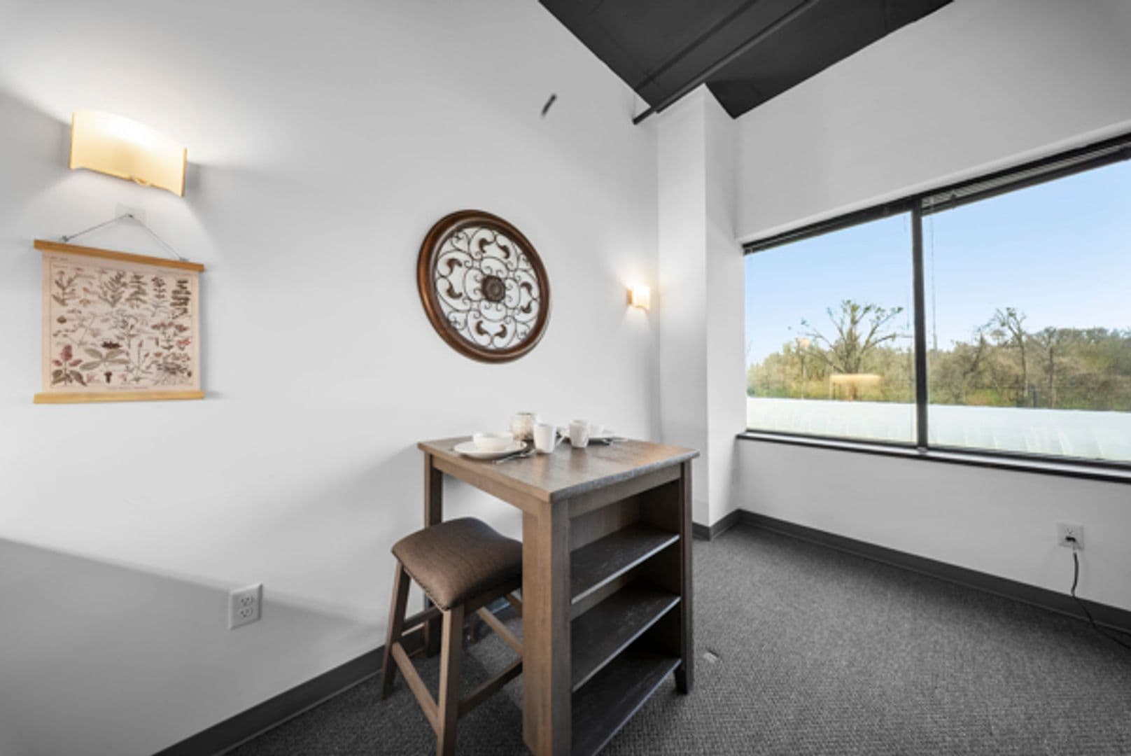 Louisville Apartment: 1031 Zorn Ave
