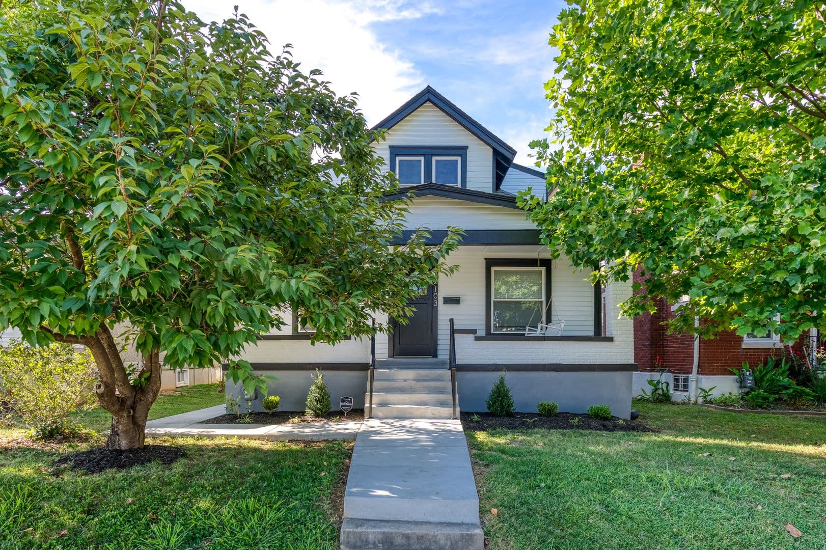 Louisville House: 2103 Wrocklage Ave