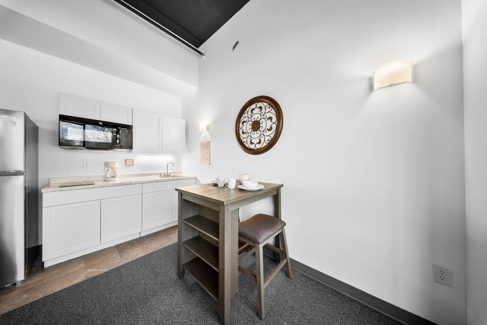 Louisville Apartment: 1031 Zorn Ave