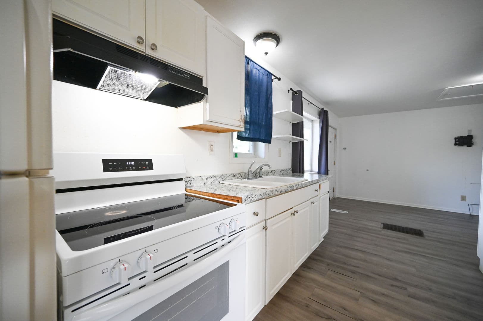Wisconsin Dells Apartment: 511 Vine Street
