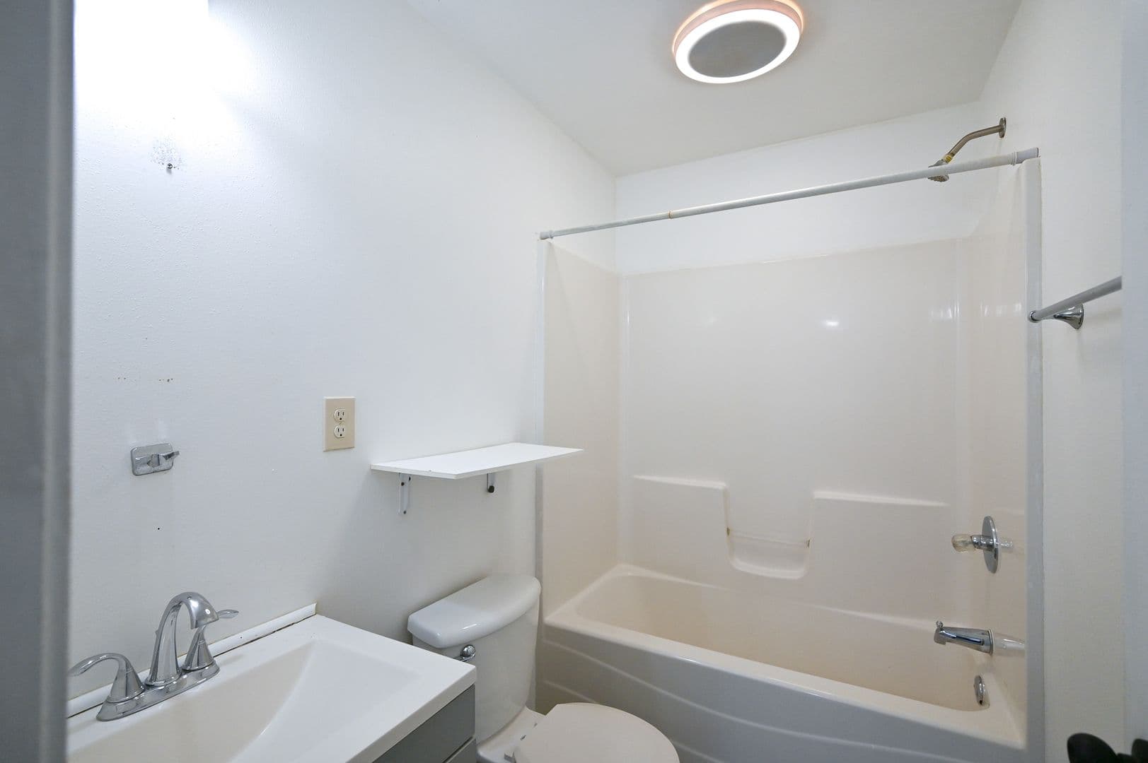 Wisconsin Dells Apartment: 511 Vine Street