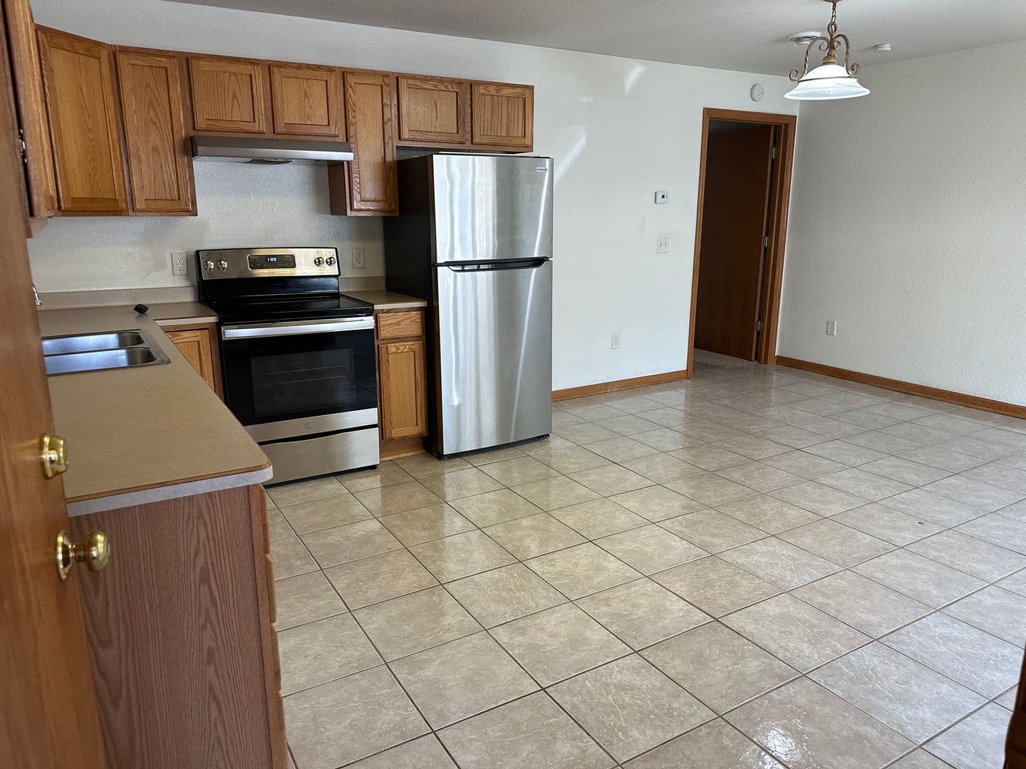 BARABOO Apartment: 1200 Silver Drive