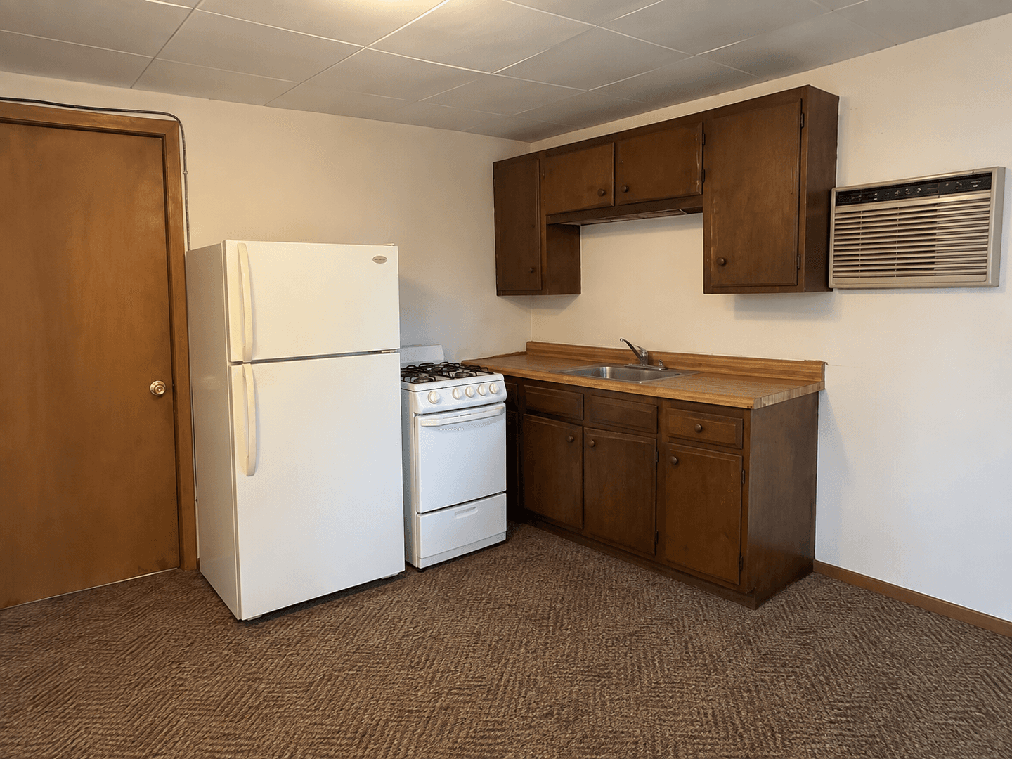 Wisconsin Dells Apartment: 131-155 W Adams Street