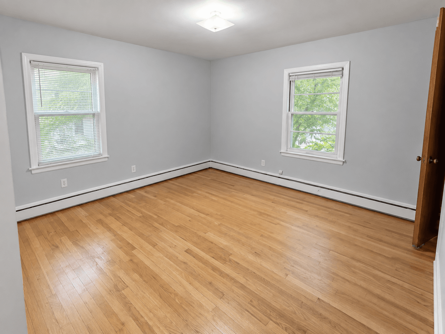 Madison Apartment: 1107 Garfield Street