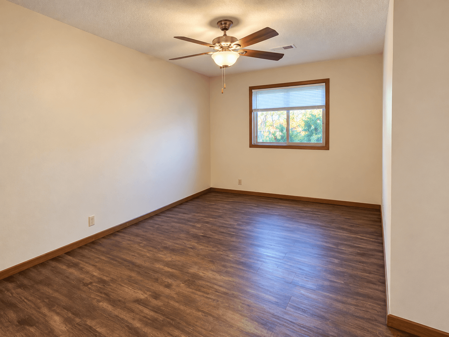 Tomah Apartment: 1102 Heeler Ave