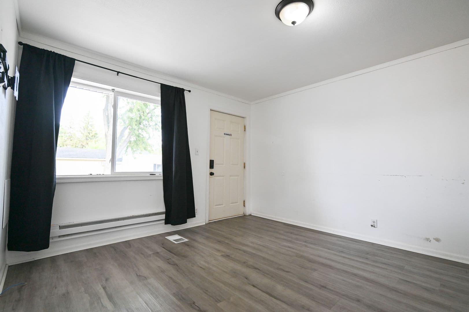 Wisconsin Dells Apartment: 511 Vine Street