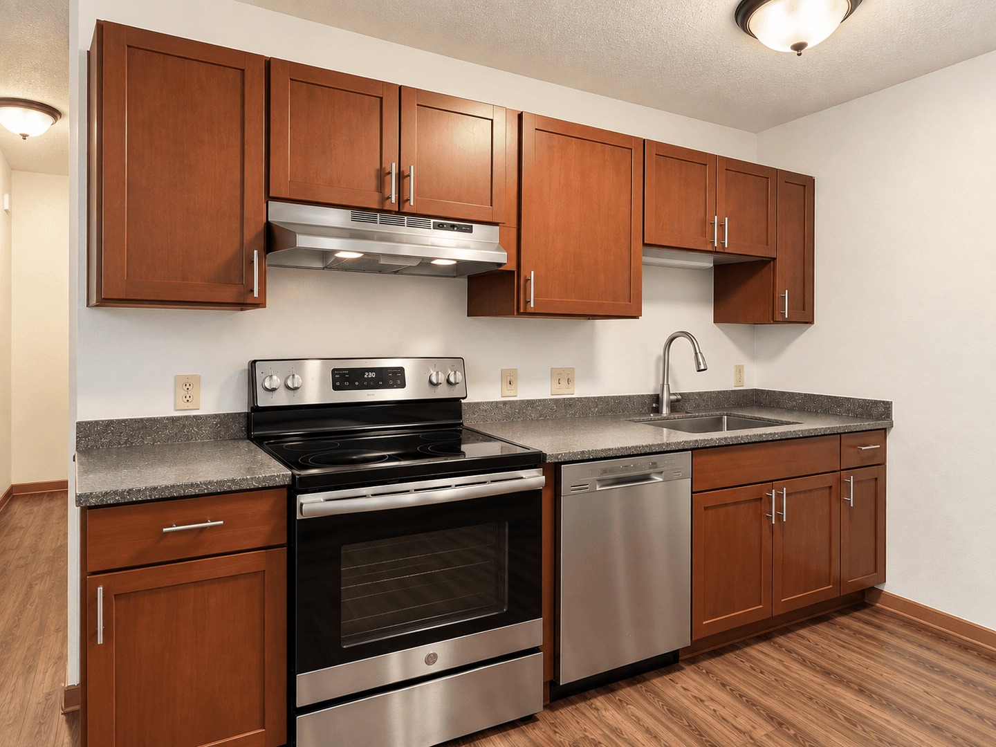 Tomah Apartment: 202-260 Murdock St
