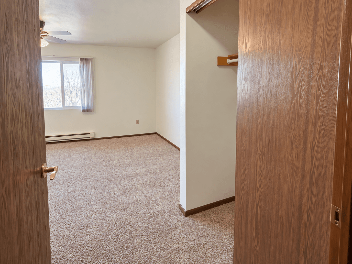 Monroe Apartment: 201-207 3rd Avenue