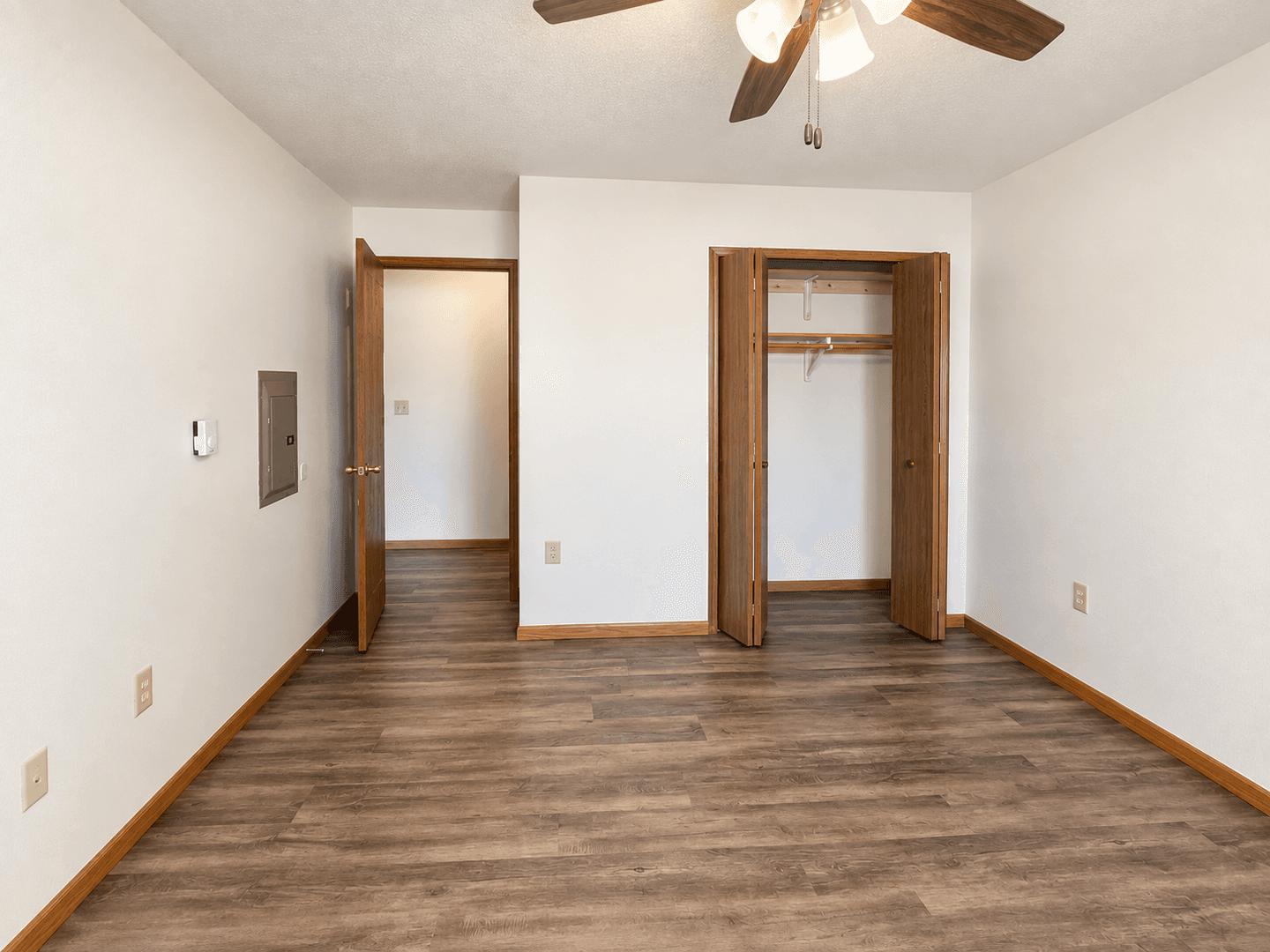 Tomah Apartment: 202-260 Murdock St