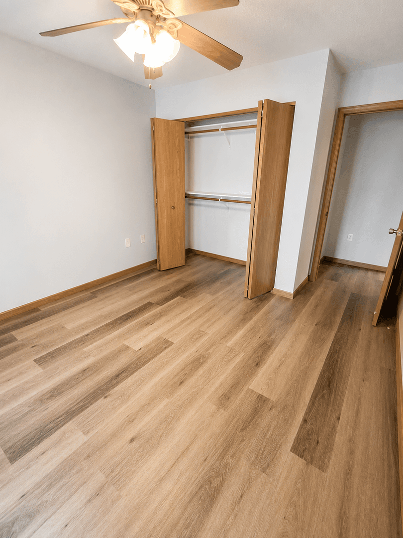 Tomah Apartment: 202-260 Murdock St