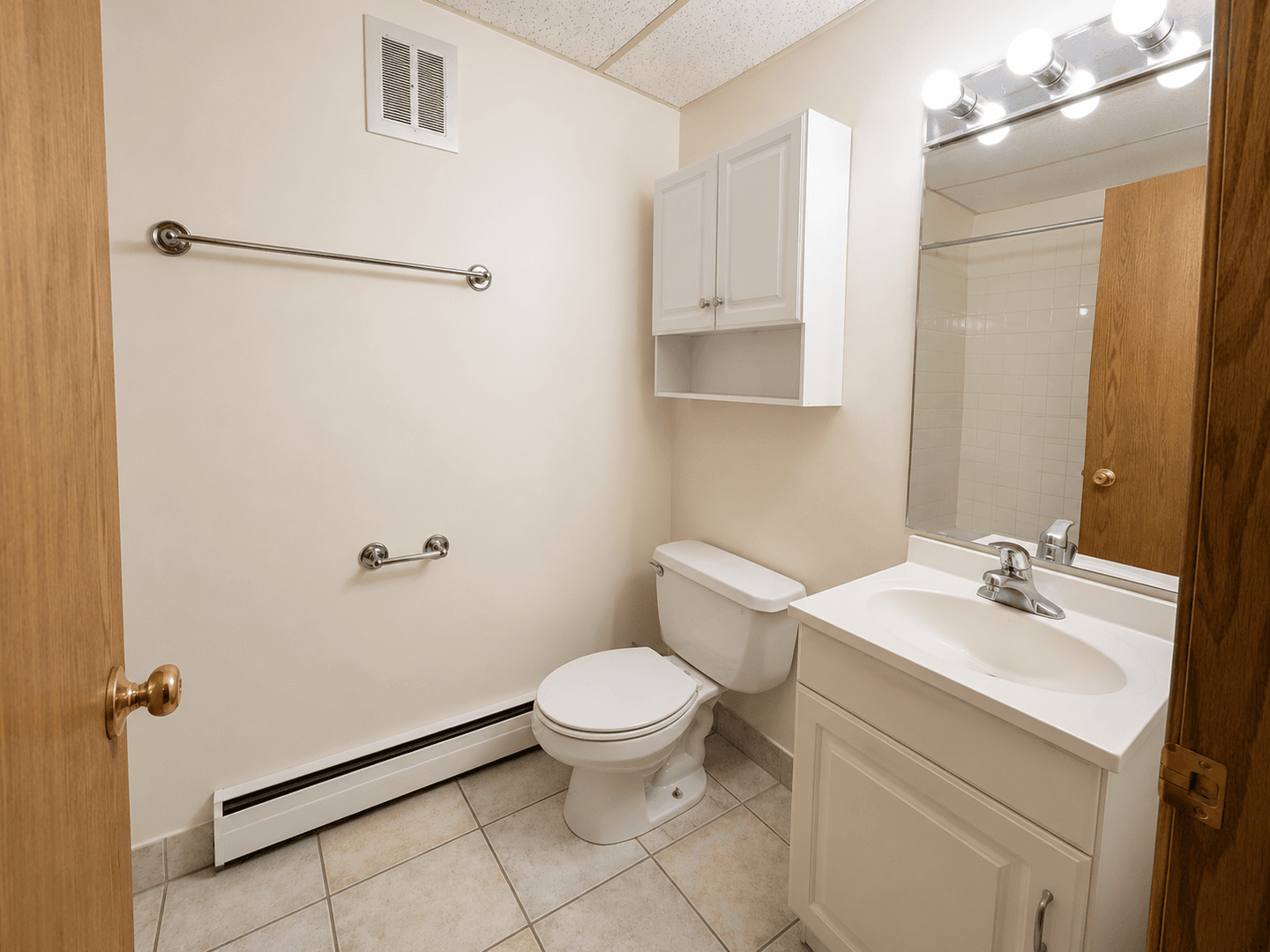 Madison Apartment: 1705 Onsgard - 3832 Orin