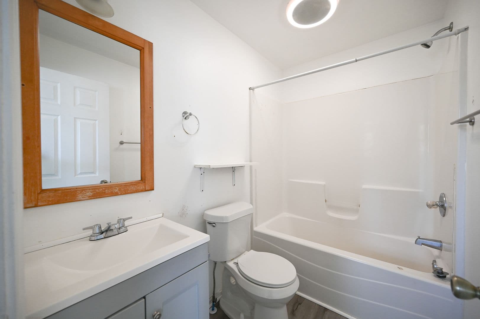 Wisconsin Dells Apartment: 511 Vine Street