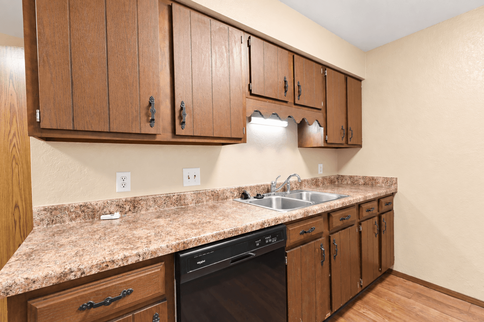 Dubuque Apartment: 2975-2995 Wildwood Drive