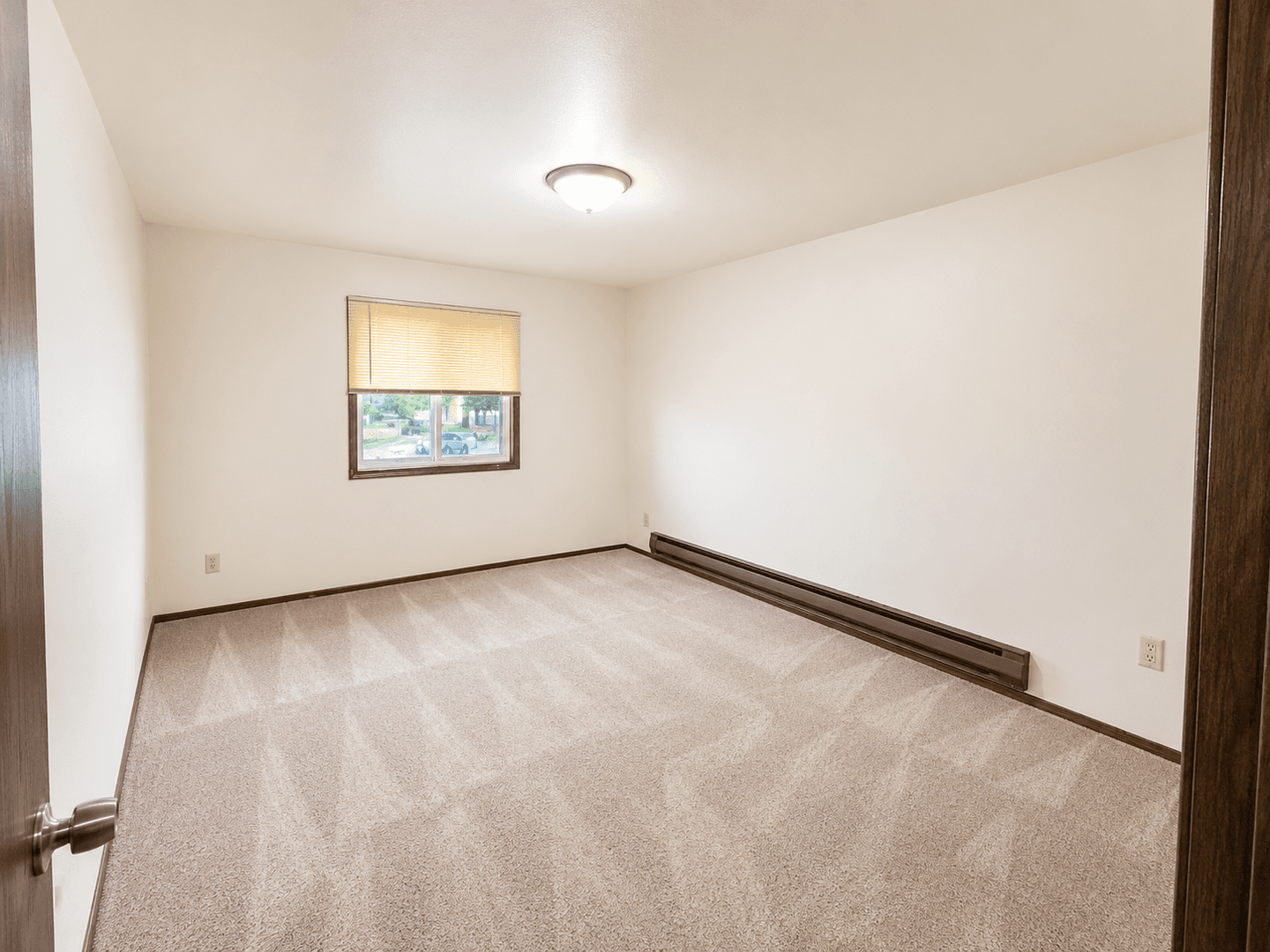 Waunakee Apartment: 206-208 Sunset Lane