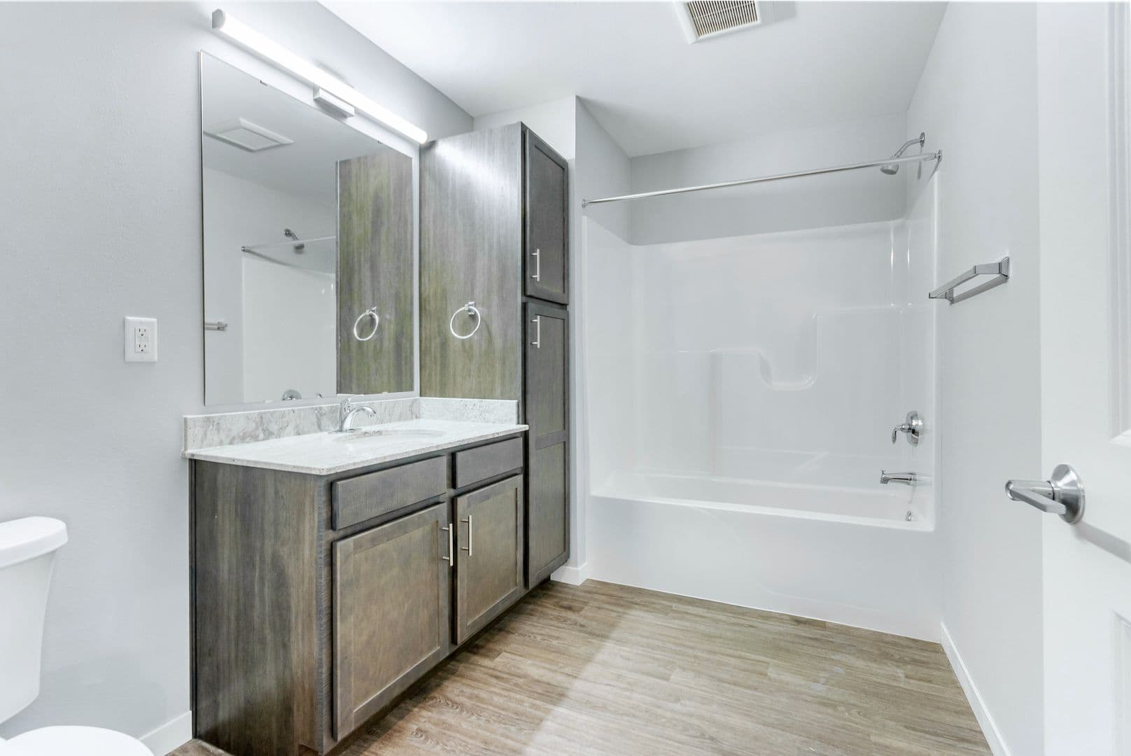Baraboo Apartment: 1850 W. Pine Street