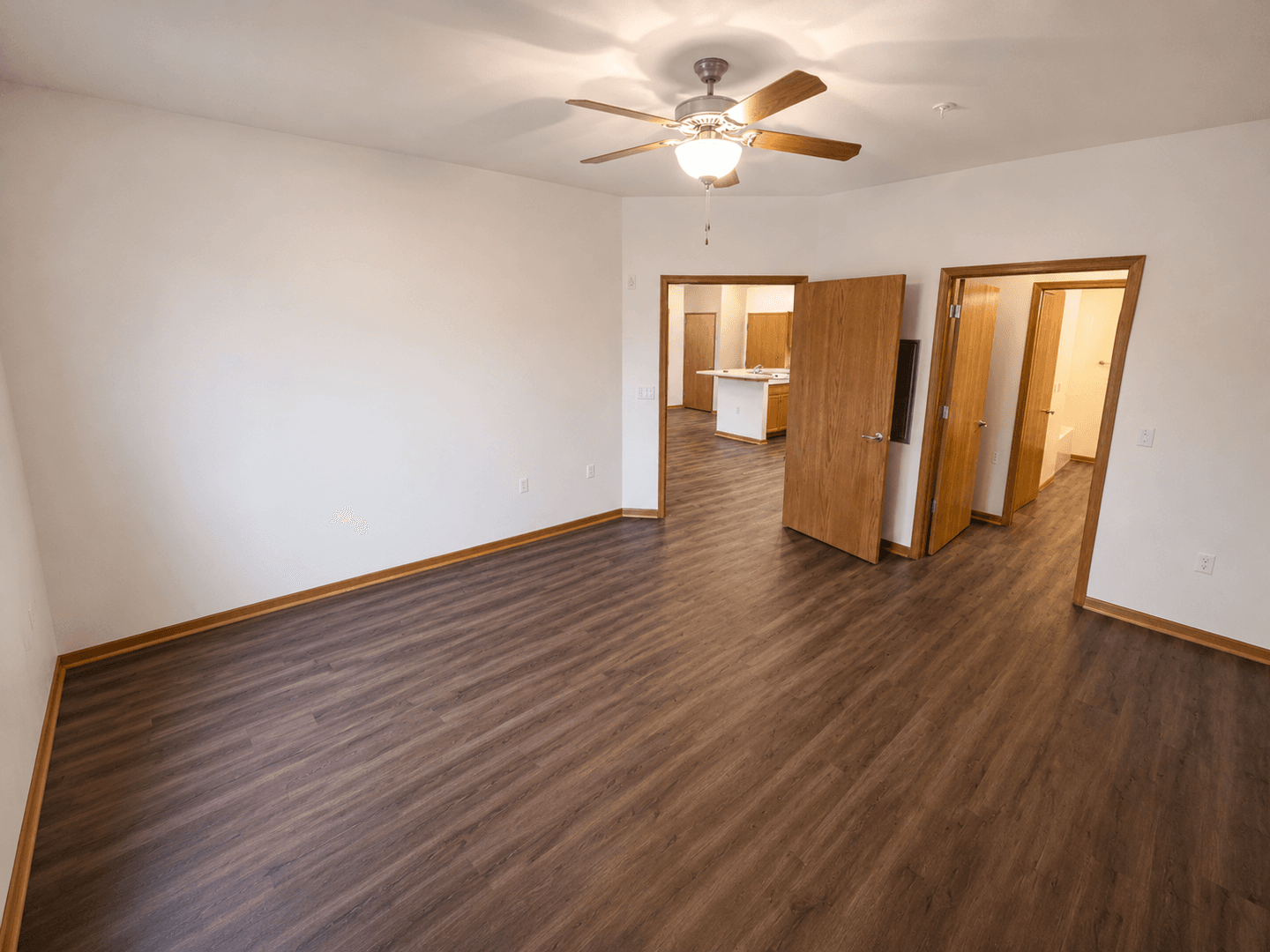 Oregon Apartment: 101 Elliot Lane - 218 Wolfe Street