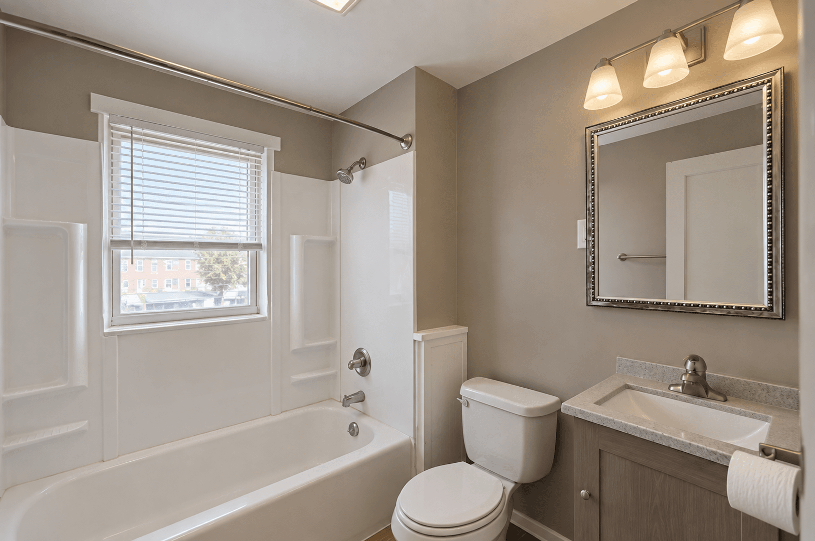 Dubuque Apartment: 2100 Rhomberg Avenue