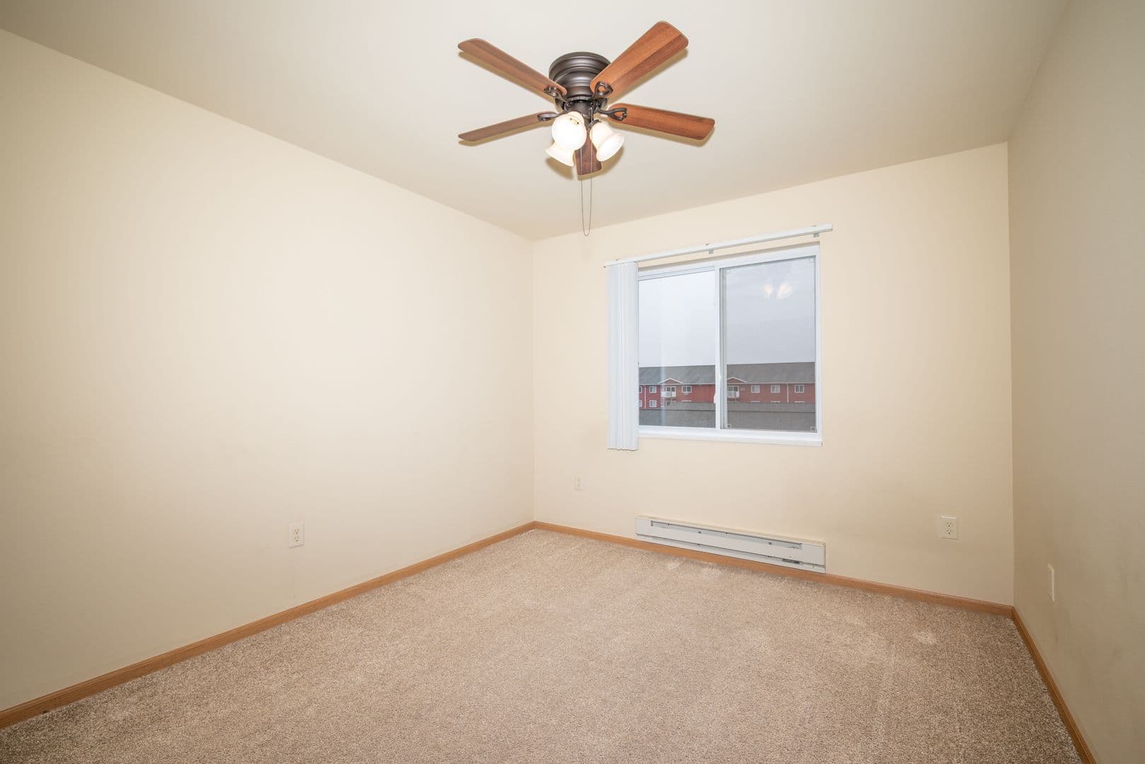 Tomah Apartment: 1010-1028 Berry Avenue
