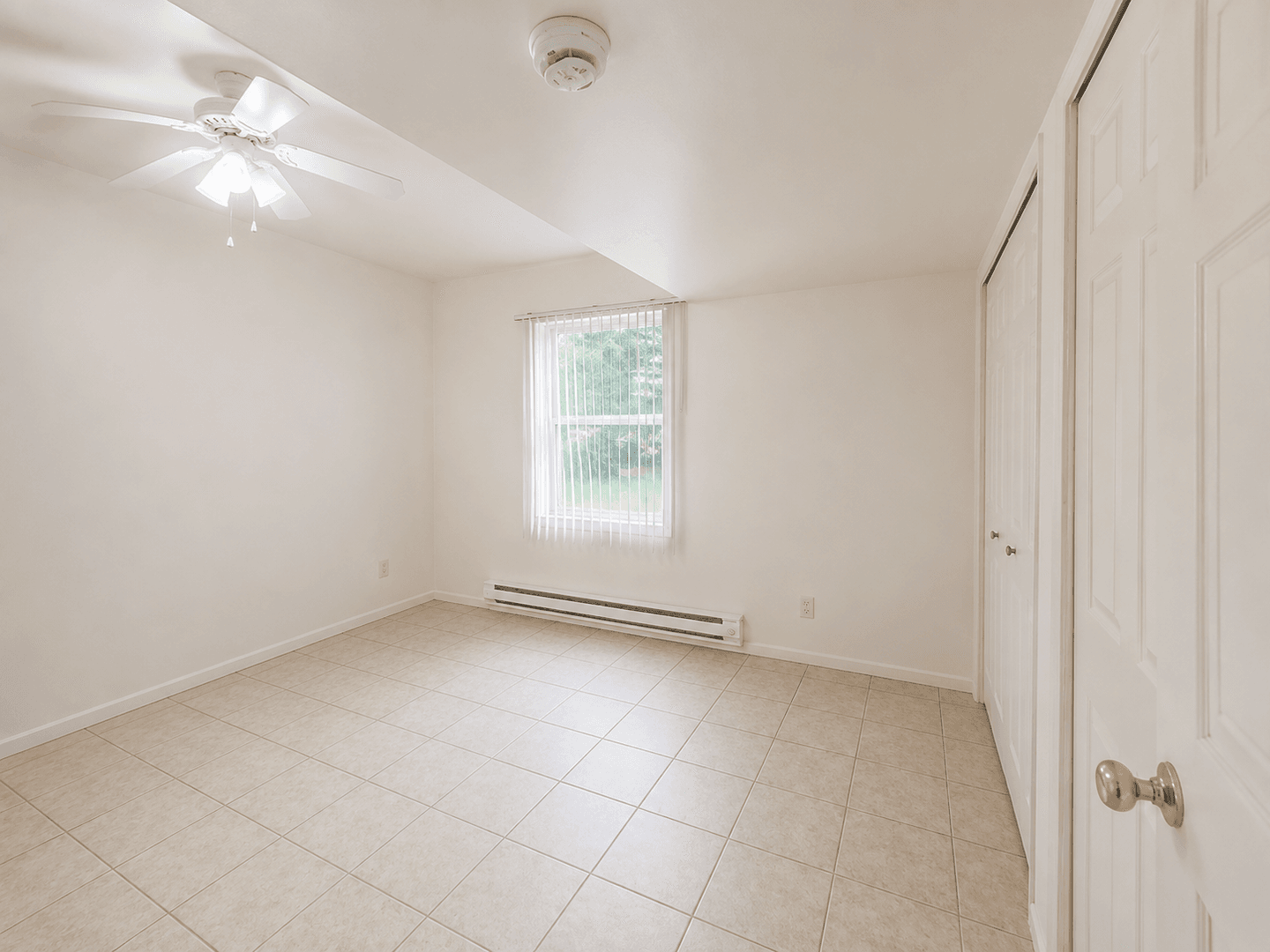 Baraboo Apartment: 625 Ellis Avenue