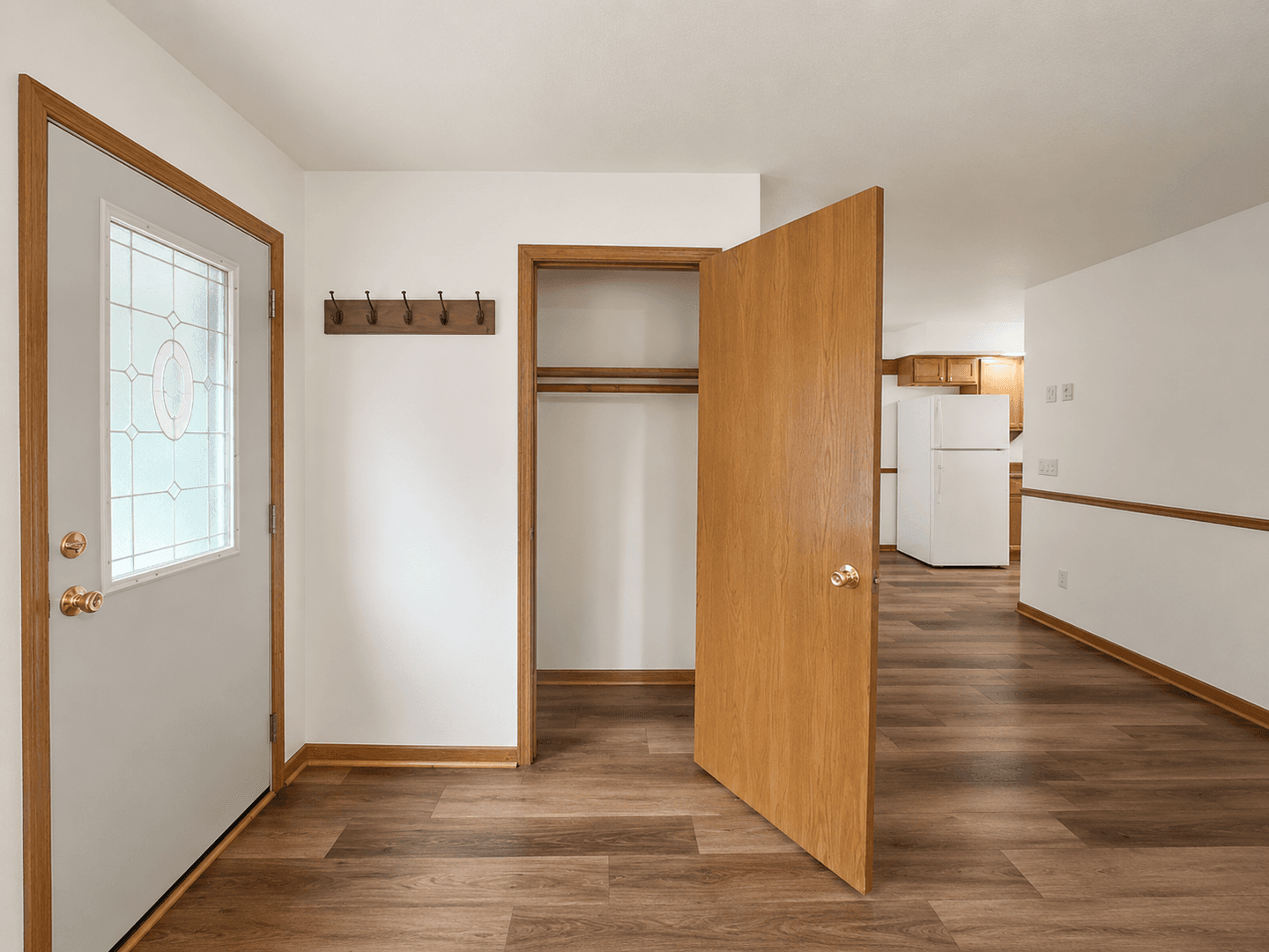 Baraboo Apartment: 625 Ellis Avenue