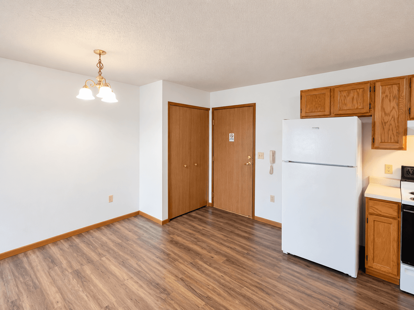 Tomah Apartment: 1001 Grandview Avenue