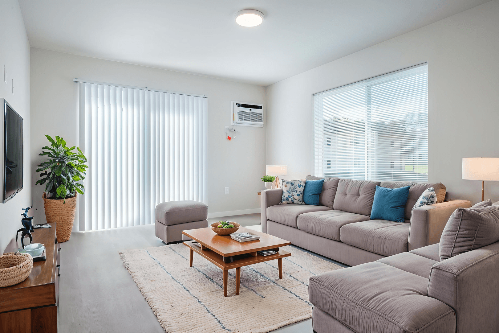 Rio Apartment: 470 Skare Road